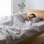 ผ้าห่ม Tororon Warm & Melty (ห่มได้ 2 ด้าน) - Image 2