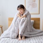 ผ้าห่ม Tororon Warm & Melty (ห่มได้ 2 ด้าน) - Image 3